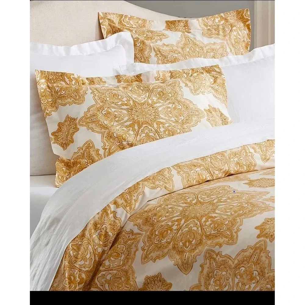 Pottery Barn King Duvet Cover Set 6pc, Gold Medallion 2 King & 3 Euro Shams Blue